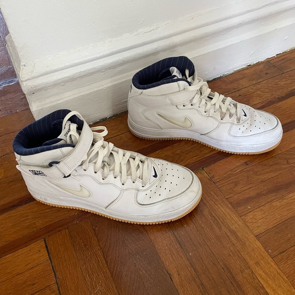 2022 Air Force 1 Mid Jewel QS 'NYC - Yankees - Picture 3 of 8